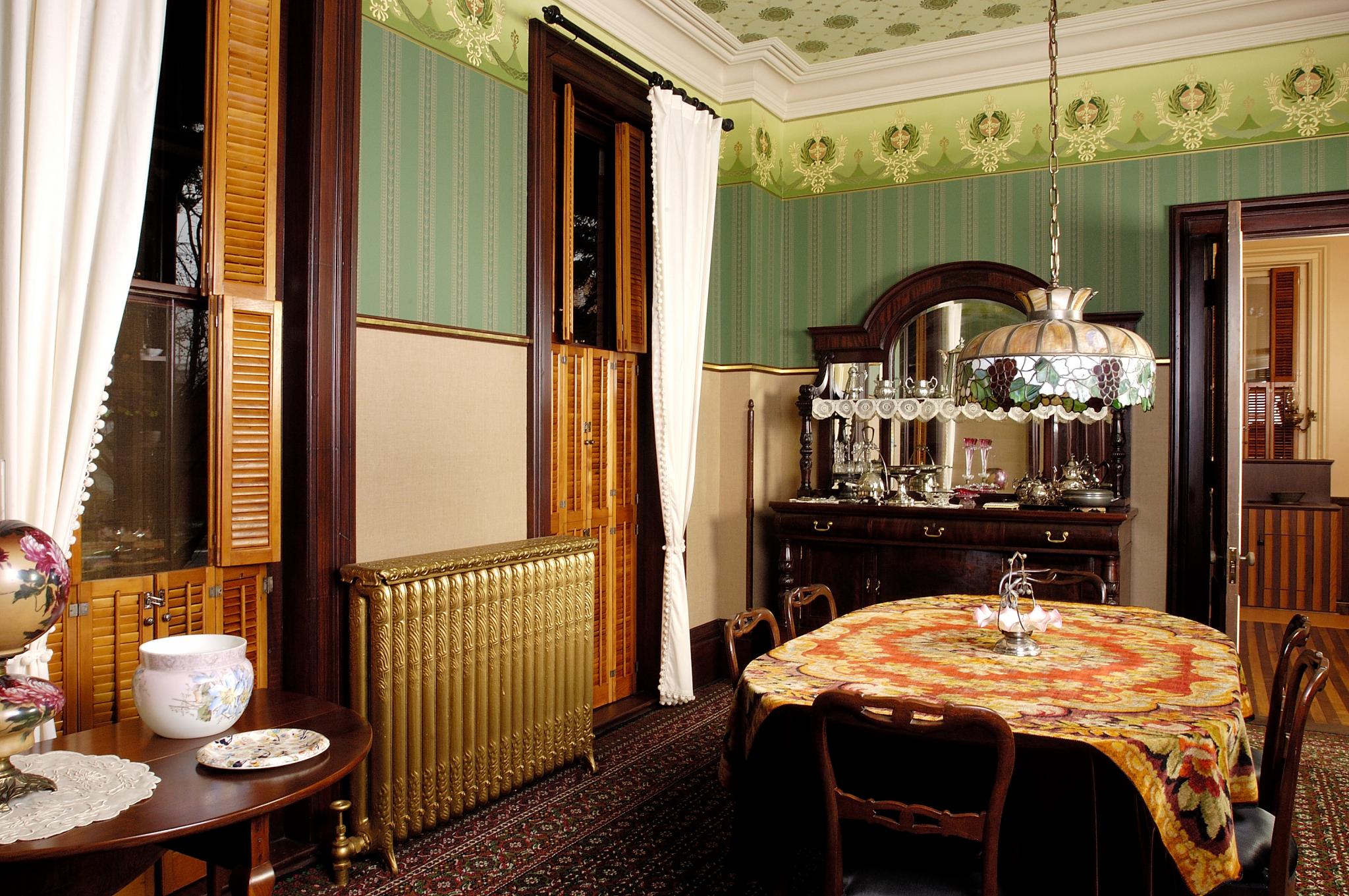 Dining room, Martin-Mitchell Mansion